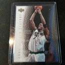 2001 UPPER DECK - NBA LEGENDS - K. GARNETT -