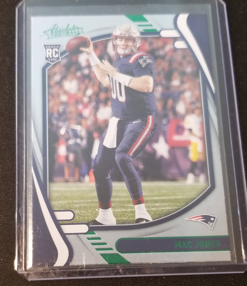 2021 PANINI ABSOLUTE - GREEN - M. JONES -