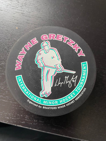 WAYNE GRETZKY INTERNATIONAL MINOR HOCKEY TOURNAMENT PUCK