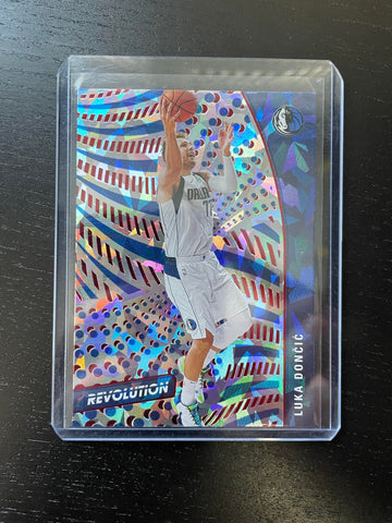 2020 PANINI REVOLUTION - NEW YEAR - L. DONCIC - #37