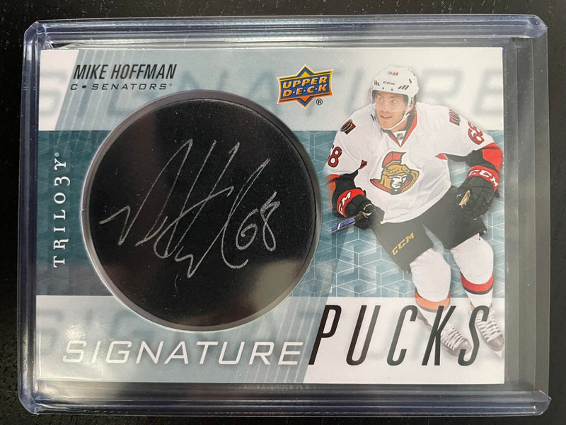 2016 UPPER DECK TRILOGY - SIGNATURE PUCKS - M. HOFFMAN -