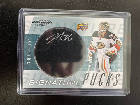 2016 UPPER DECK TRILOGY - SIGNATURE PUCKS - J. GIBSON - #SP-GI - AUTOGRAPH