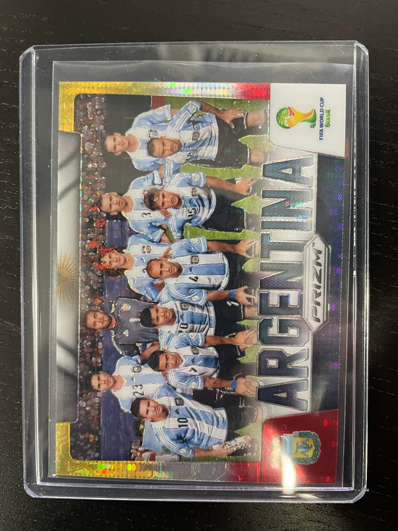 2014 PANINI PRIZM WORLD CUP - YELLOW & RED PULSAR PRIZM - TEAM ARGENTINA -