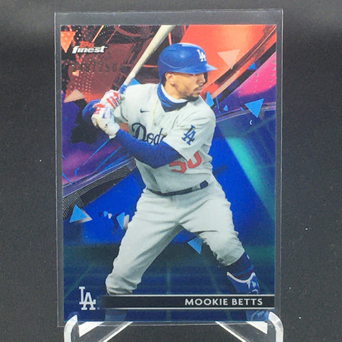 2021 TOPPS FINEST - BLUE REFRACTOR - M. BETTS - #68 - #'D/250