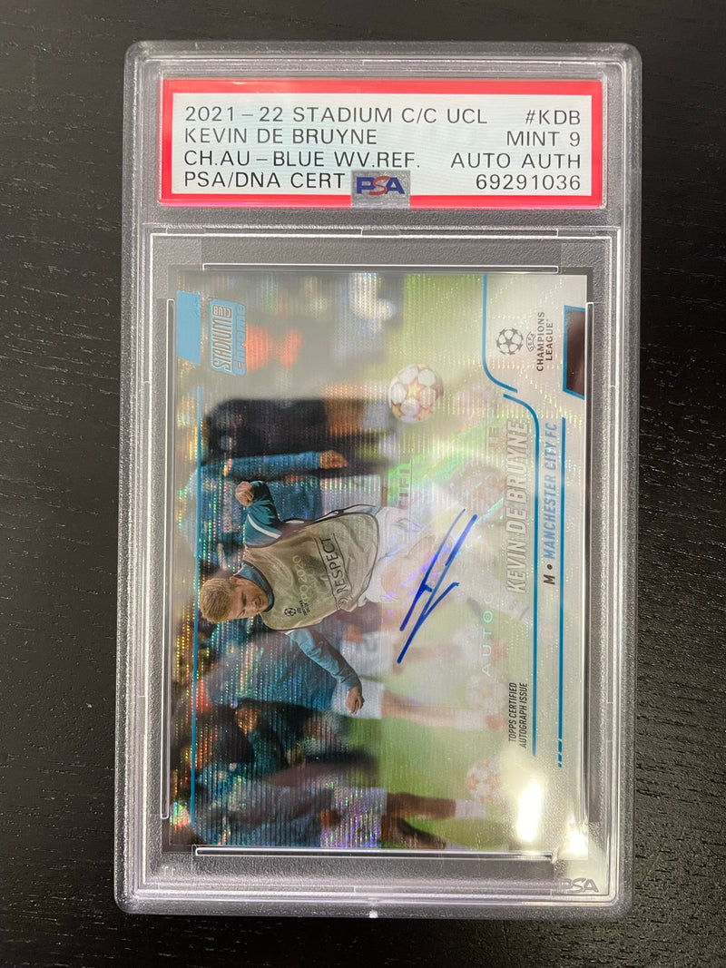 2021 TOPPS STADIUM CLUB CHROME - BLUE WAVE REFRACTOR - K. DE BRUYNE - #CAKDB - #'D/75 - AUTOGRAPH - PSA 9***