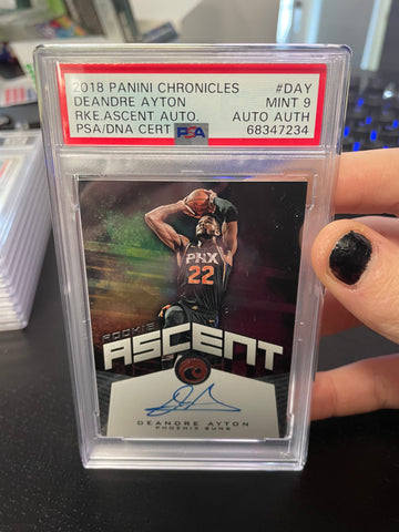 2018 PANINI CHRONICLES - ROOKIE ASCENT - D. AYTON - #DAY - #'D/99 - AUTOGRAPH - PSA 9 - RC