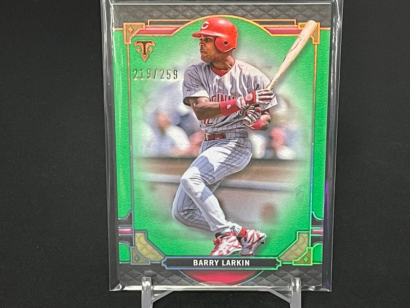 2022 TOPPS TRIPLE THREADS - GREEN - B. LARKIN - #83 - #'D/259