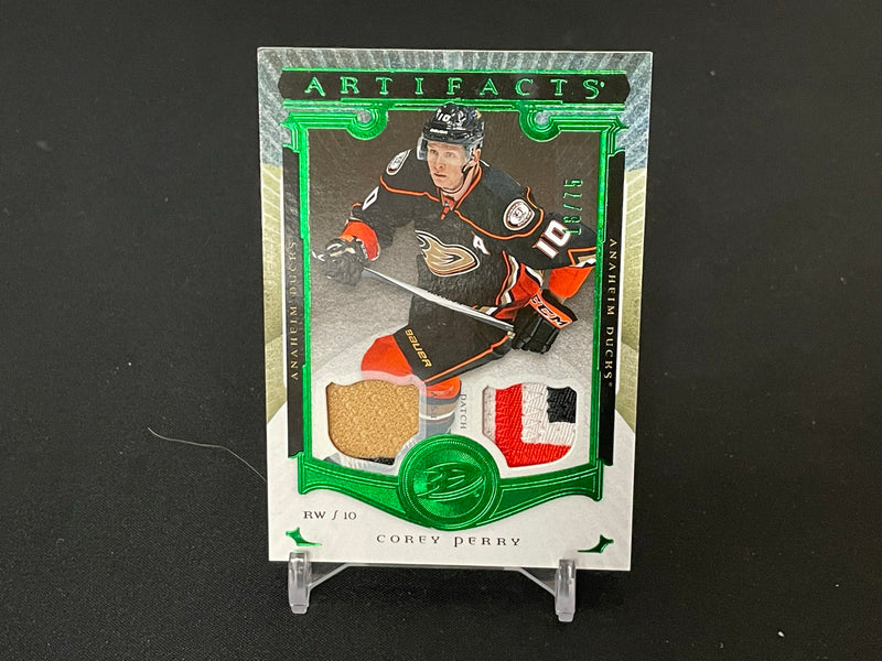 2015 UPPER DECK ARTIFACTS - EMERALD - C. PERRY - #25 - #'D/75 - DUAL RELIC