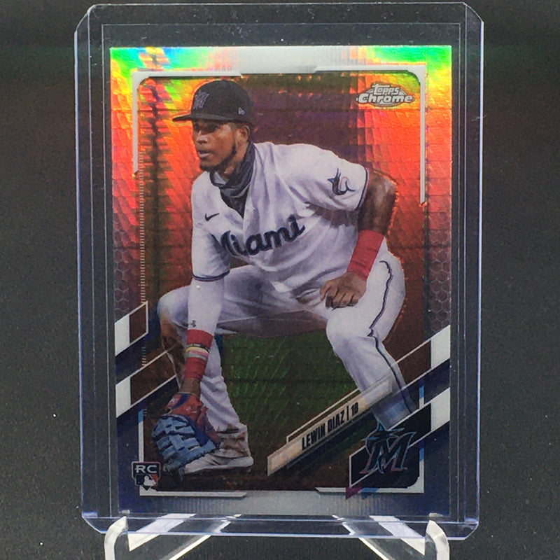2021 TOPPS CHROME - PRISM REFRACTOR - L. DIAZ -