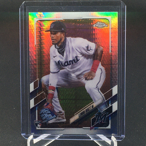 2021 TOPPS CHROME - PRISM REFRACTOR - L. DIAZ - #83 - RC