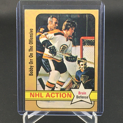 1972 O-PEE-CHEE - NHL ACTION - B. ORR ON THE OFFENSIVE - #58