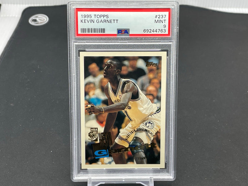 1995 TOPPS - K. GARNETT -