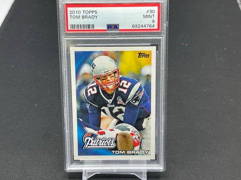 2010 TOPPS - T. BRADY - #30 - PSA 9