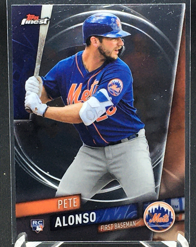 2019 TOPPS FINEST - P. ALONSO -
