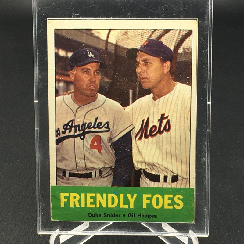 1963 TOPPS - FRIENDLY FOES - D. SNIDER/ G. HODGES -