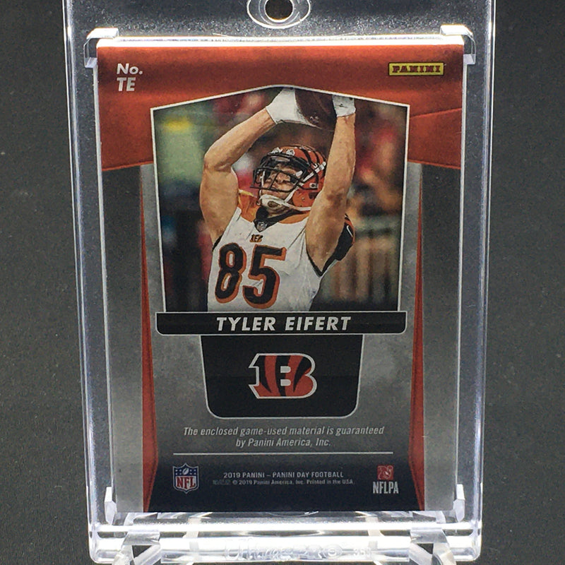 2019 PANINI - PANINI DAY FOOTBALL - T. EIFERT - #TE - #'D/10 - JERSEY RELIC