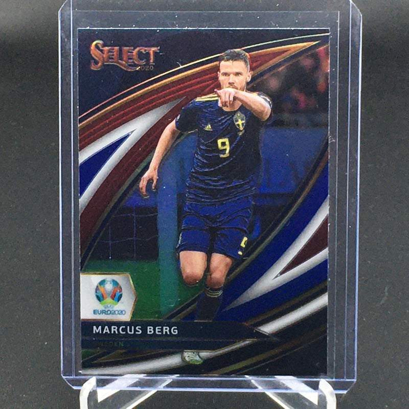 2020 PANINI SELECT UEFA - FIELD LEVEL - RED WHITE BLUE PRIZM - M. BERG -