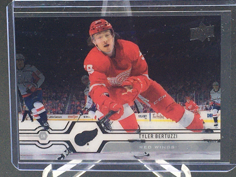 2019 UPPER DECK SERIES ONE - CLEAR CUT - SINGLES - SELECT PLAYER BELOW
