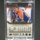 2015 UPPER DECK SERIES TWO - UD CANVAS - RETIRED - W. GRETZKY -