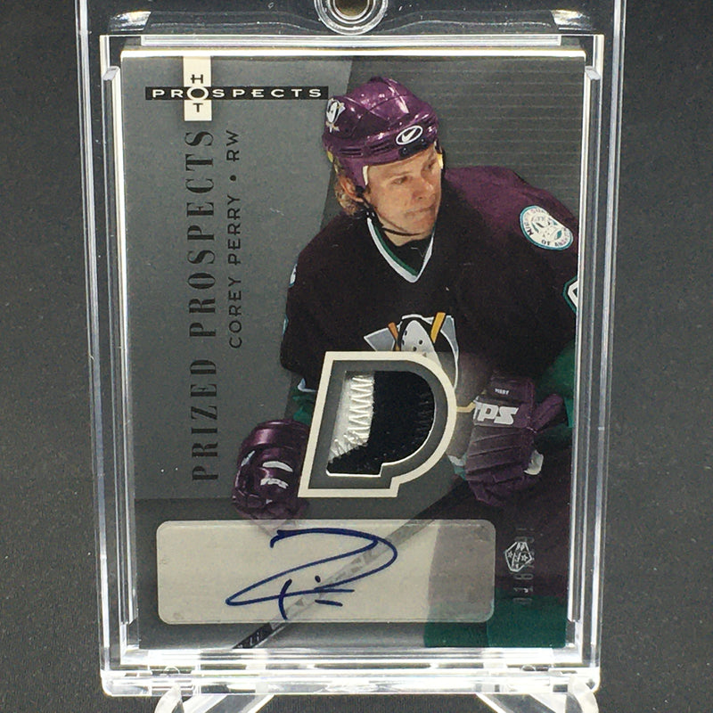 2006 FLEER - HOT PROSPECTS - PRIZED PROSPECTS - C. PERRY - #217 - #'D/199 - RELIC - AUTOGRAPH