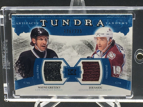 2011 UPPER DECK ARTIFACTS - W. GRETZKY/ J. SAKIC - #TT2-SG - DUAL JERSEY