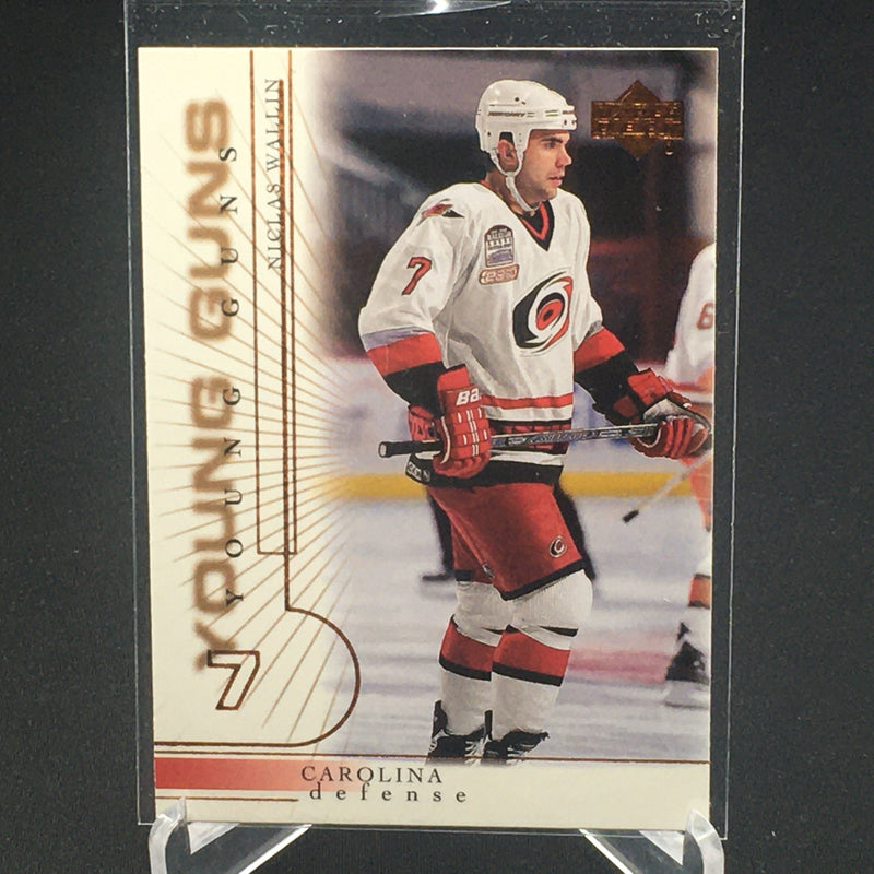 2000 UPPER DECK SERIES TWO - YOUNG GUNS - N. WALLIN -