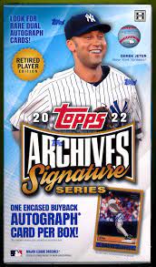 2022 TOPPS SIGNATURE SERIES RETIRED BASEBALL HOBBY BOX